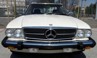 Eladó Mercedes-Benz SL 560 használt autó